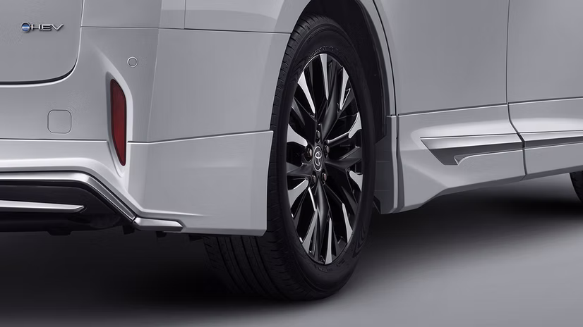 Perfection 19inc Alloy Wheel On The Road